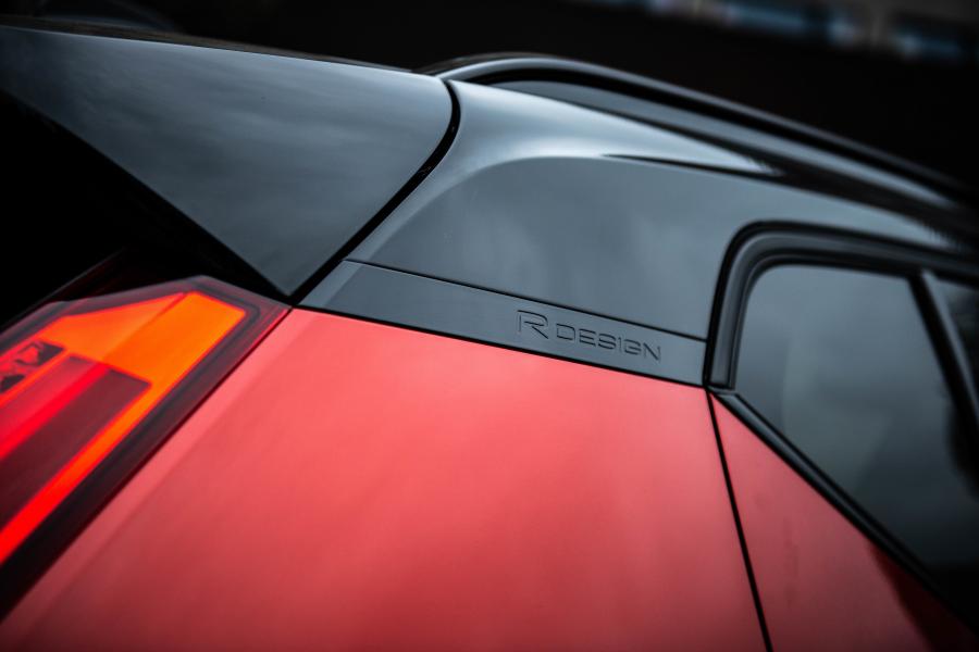 Детали экстерьера Volvo XC40 T5 R-Design 2018 года  (JP) (фото 4 из 23)